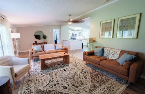 Farmers House | Sugarloaf Mountain Escape Secluded 3 bedroom, 5 acres, ATV, RV and boat storage.