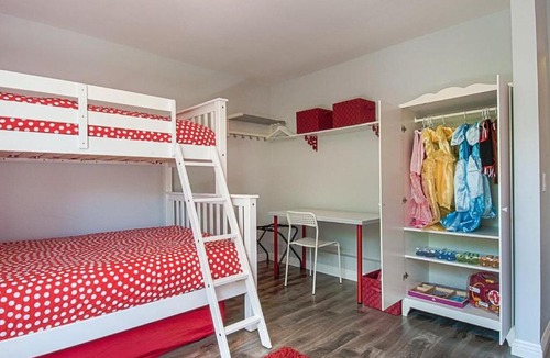 Anaheim Resort House | Suite Escapes 2