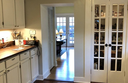 Davis Islands House | Summer Getaway CLOSE - UT, TGH, Downtown, Riverwalk, Channelside, Sparkman Wharf