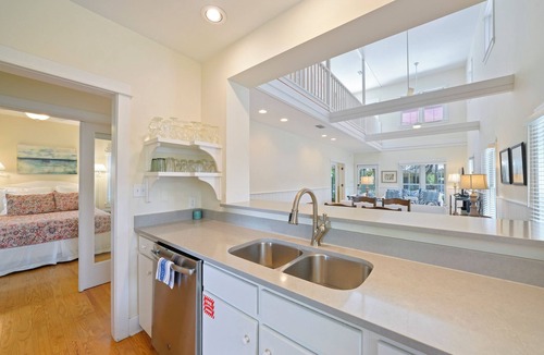 Seaside House | Sundeck, Four Porches, & 4 Minute Walk to Beach in Seaside, 2 Adult Bikes!