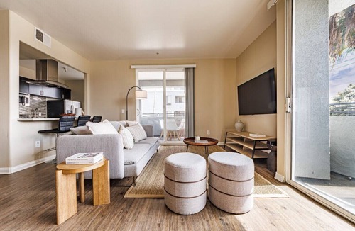 Marina del Rey Apartment | Sunny 3BD/3BTH in Marina Del Rey! Near LAX