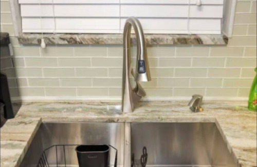 Egypt Lake-Leto Apartment | Superb 2-bedroom apartment with AC in Tampa