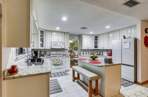 Limona Improvement House | Tampa Area Home w/Indoor Pool, Families Welcome!