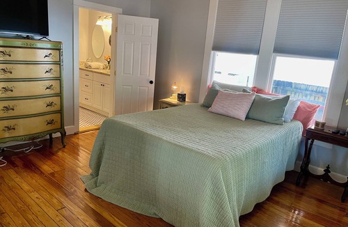 Tampa Heights Bed & Breakfast | Tampa Heights Bungalow