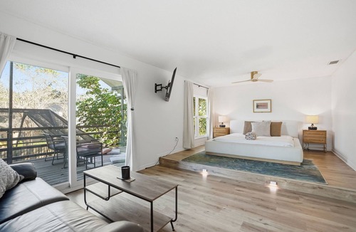 Lake Magdalene House | Tampa Oasis: Pool & Hot Tub Retreat for Families