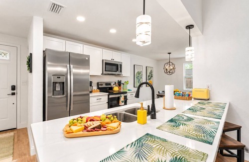 Carrollwood House | Tampa Pool Home with Hot Tub & Game Room - Sleeps 10, Near Busch Gardens