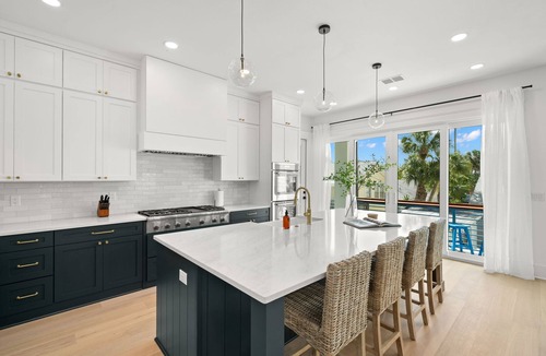 Clearwater Beach House | The Gemma Collection - 4 Stunning CWB Pool Homes