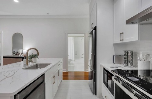 Old West Broad Neighborhood Apartment | The Juliette by AvantStay