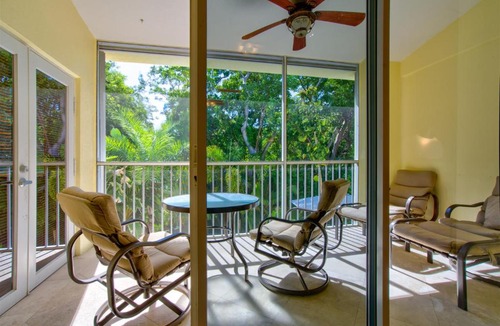 Rock Harbor House | The Marlin House at Mariner`s Club