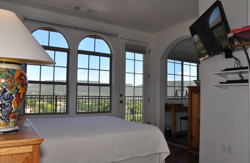 Oak Creek Bed & Breakfast | The Penrose Bed and Breakfast