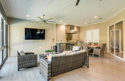 Boyette Springs House | The Riverview Estates