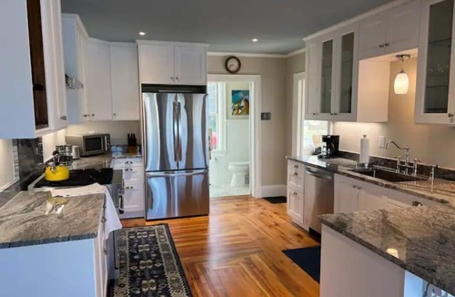 Boothbay Harbor House | The Sea Eagle - Luxury 5 BR Waterfront Home in Boothbay Harbor with Dock & Sauna