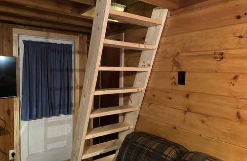Franklin County Cabin | The Sugarloafer's Retreat - 15min to Sugarloaf!