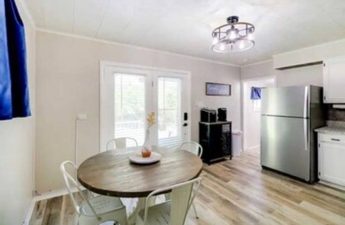 Thorpe House | The Thorpe House, 3 bedroom house in serene Gary with cool breezes and comfort