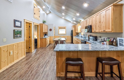 Mountain View House | The Upper Deck on Riverview ~ direct river access