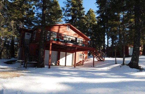 Bear Park Cabin | Three bedroom in United States of America, Cloudcroft