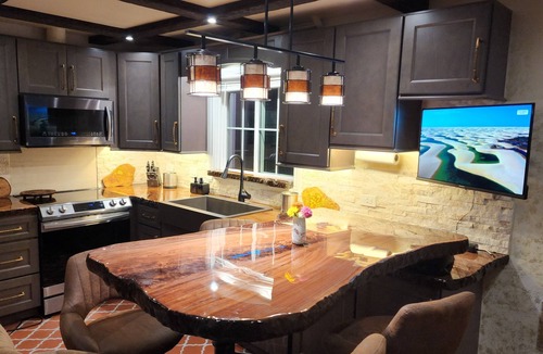 Villa Park House | Three Kings Chicago - a unique royal experience, comfort of cloud beds!