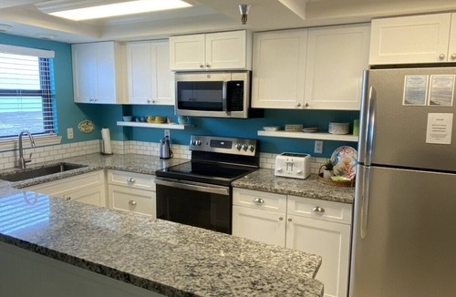 Navarre Beach Condo | Top floor, August 10% off! You can have that 2026 Beach Vac action. Book Now!