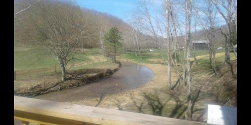 Frenchburg House | Tranquil Waters Cabin