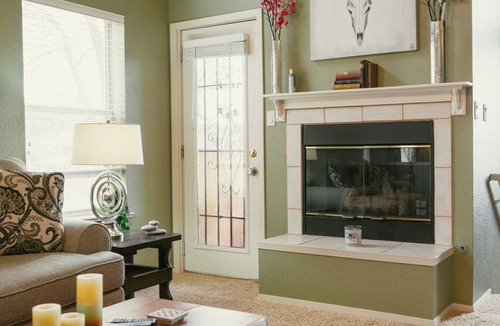 Albuquerque House | Tranquility and Luxury at Piñon Creek, East Mountain Townhouse
