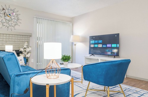 South Lamar Apartment | Trendy 1BR Apartment in SoLA, 5-Minute Drive to Downtown