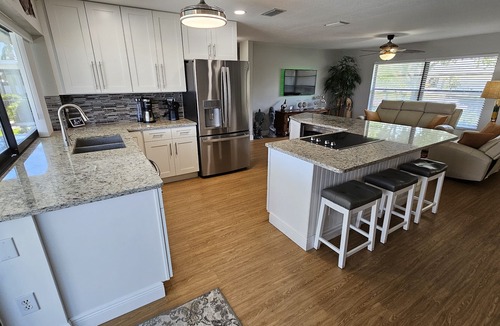 Apollo Beach House | Tropical Waterfront Pool Home, Private Dock, Kayaks, Direct Access to Tampa Bay!