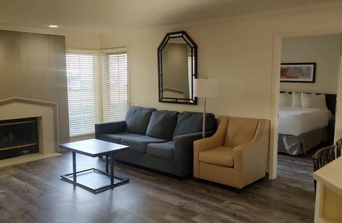 Greenwich Apartment | Two Bedroom, First Floor.