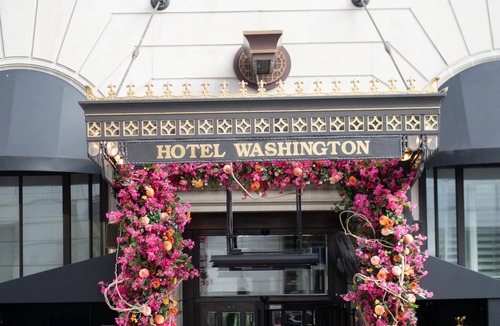Downtown Washington D.C. Hotel | Two Monument View Corner King Spa Suites | Hotel Washington | Near White House