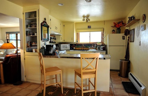 Tyrone Cottage | Upscale Family-Friendly Vacation Rental with Spectacular Desert Views in New Mexico