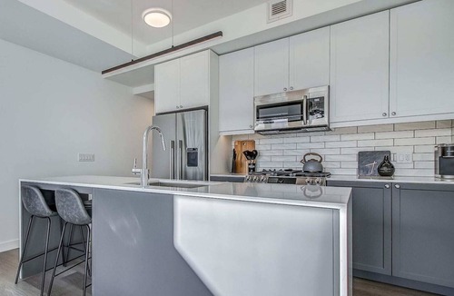 Kensington Condo | Upscale Industrial Condo with Patio near LRT