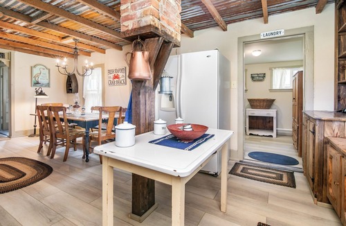 Deal Island House | Set Sail to the Rusty Anchor! Your Perfect Getaway on Deal Island, MD
