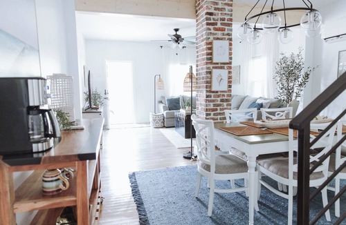 Cape Charles House | Walk 2 Beach & Restaurants~Central Park~ King Bed!
