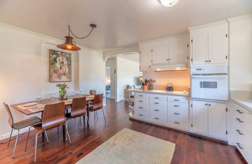 Salmon Creek House | Walk to Beach! Hot Tub Guest Studio Dog-OK! Bodega Breeze & Cabin!