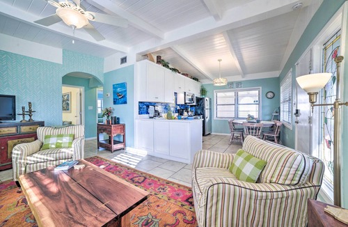 Laguna Beach Estates House | Walk to Beach: PCB Retreat w/Private Pool!