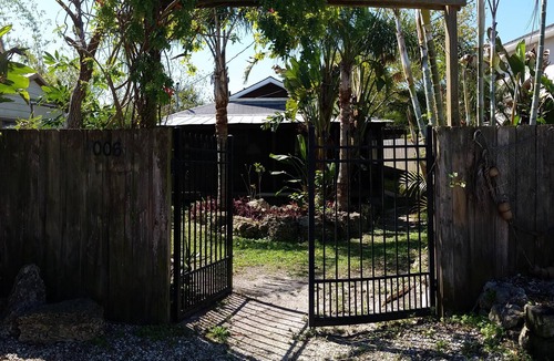 Cape Cay House | Waterfront $75 AUGUST Steal, kayak the Gulf, Dolphin, manatees, Hudson Beach