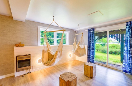 Belmont House | Waterfront Home - Mid Coast Maine near Camden and Belfast