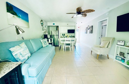 Dunedin Condo | Waterfront Resort Condo – Clearwater Beaches & Honeymoon Island, Sunset, Bikes