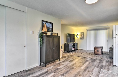 Gresham Apartment | Welcoming Apartment: Walk to Old Town Gresham