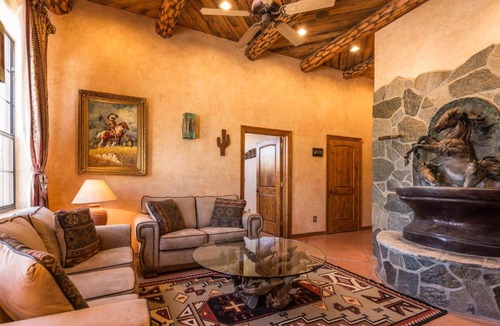 Picture Rocks Bed & Breakfast | White Stallion Ranch