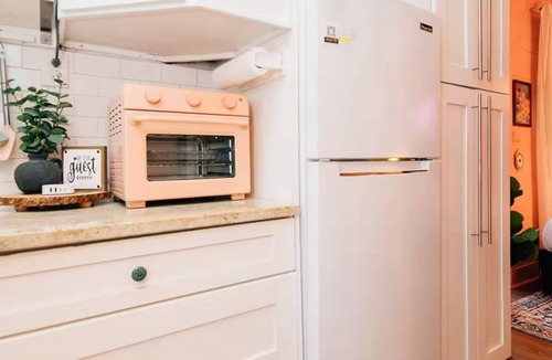 Riverside Heights Apartment | Wild + Rooted: A Micro Vacay! >1 mile to River Walk + Armature Works