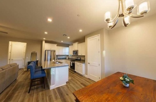 Clarkdale House | Wine Country, Clarkdale Luxury Full House Near Sedona with Parking