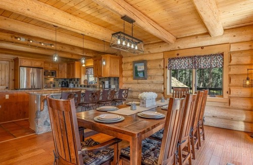 Angel Fire Cabin | Wine Down Retreat, Spectacular Views
