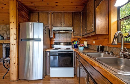 Smithville Cabin | Wonderful Mountain Cabin Rental with a Fire Pit in Smithville, Oklahoma