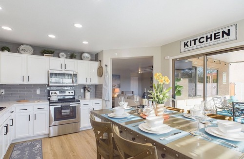 Copper Basin House | WOWZZZA! Remodeled 2025, SW YARD, Heated Pool Home, 5 STARS ABOVE THE REST!