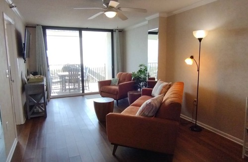 Navarre Beach Condo | Your Beachfront Oasis Awaits!