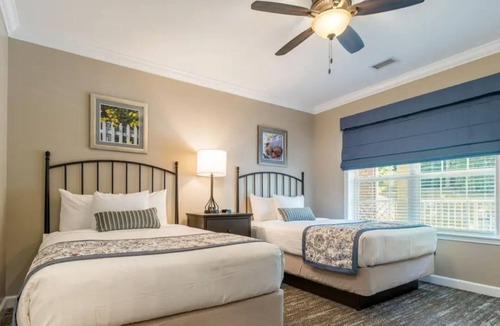 Stonehouse Resort | Your Historic Escape Awaits at Holiday Inn Club Vacations Williamsburg- 2 Bd.