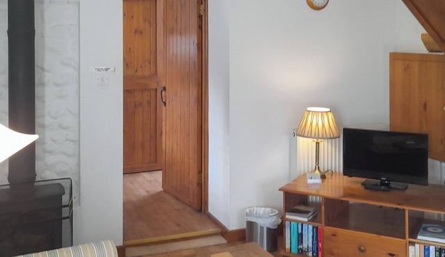 1 bedroom accommodation in Lower Gresham in Lower Gresham