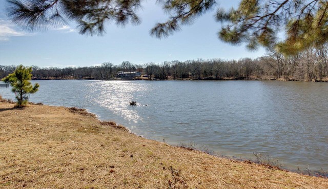 < 1 Mi to Lake Fork: ‘Appy Haven’ in Yantis