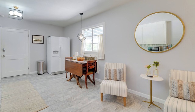 10 Mi to Dtwn Phoenix: Studio w/Outdoor Kitchen!