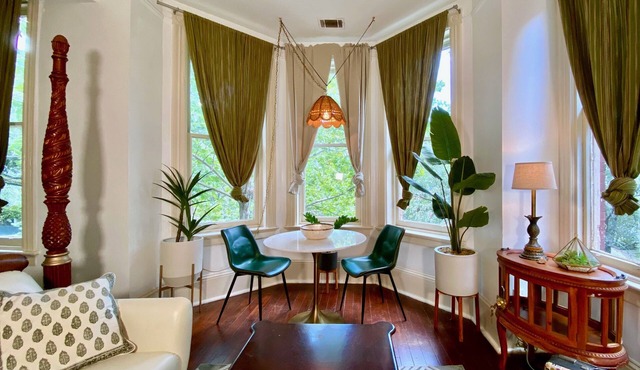1896 Tattnall Collection: Villa